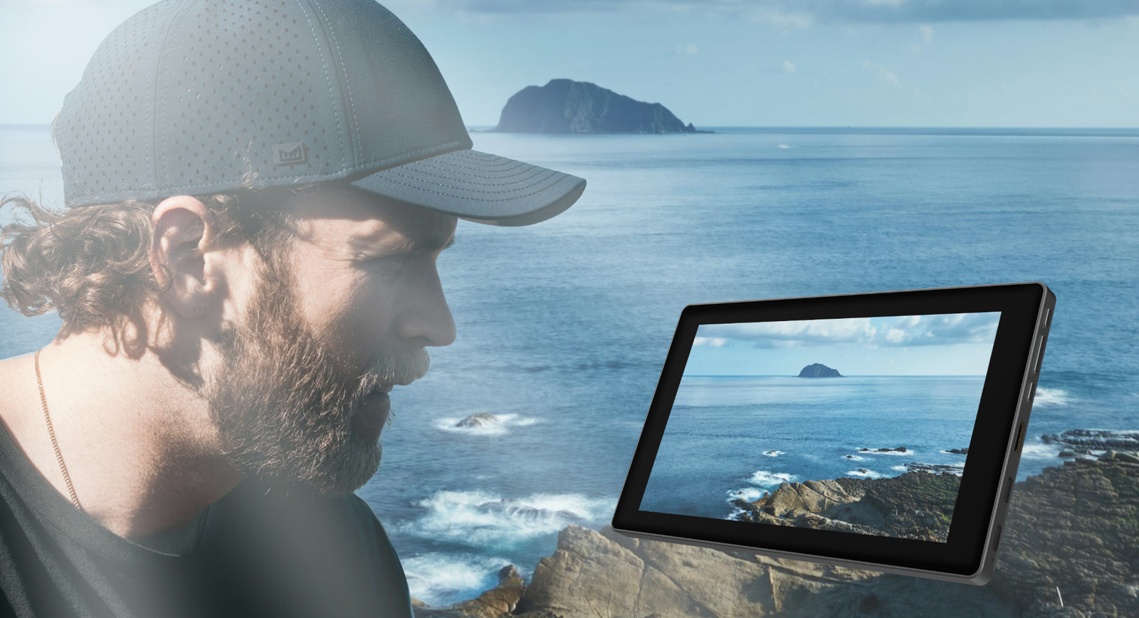 HUGEROCK PD70 portable display setup for camera and field monitoring