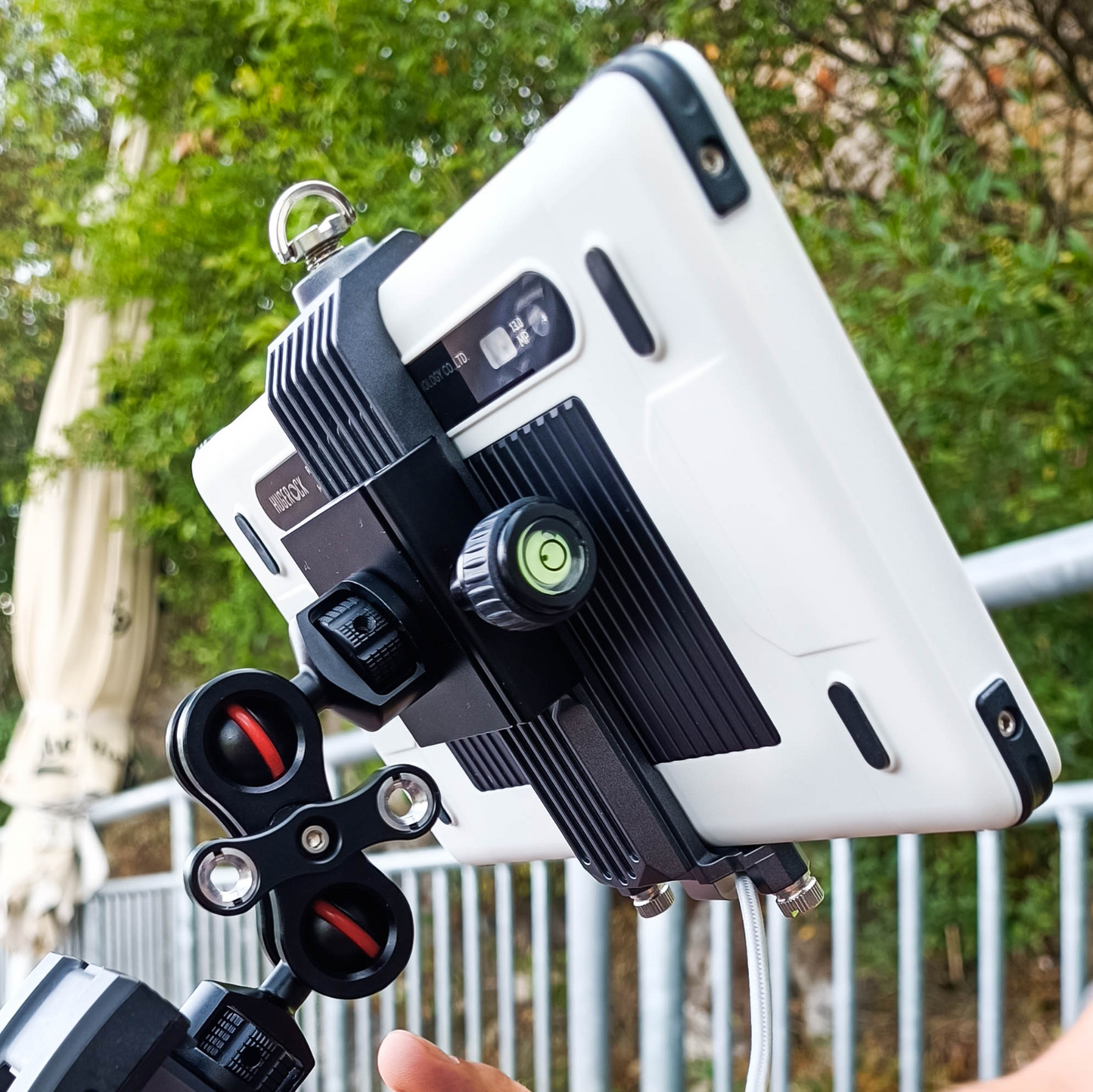 Hugerock X7 soporte de Clip trasero para DJI M3/AIR 2/Mini 2 Drone Tablet Display Mavic 3 accesorios multiángulo ajustable fácil instalación